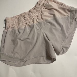 Lululemon 2.5 Hotty Hot Shorts